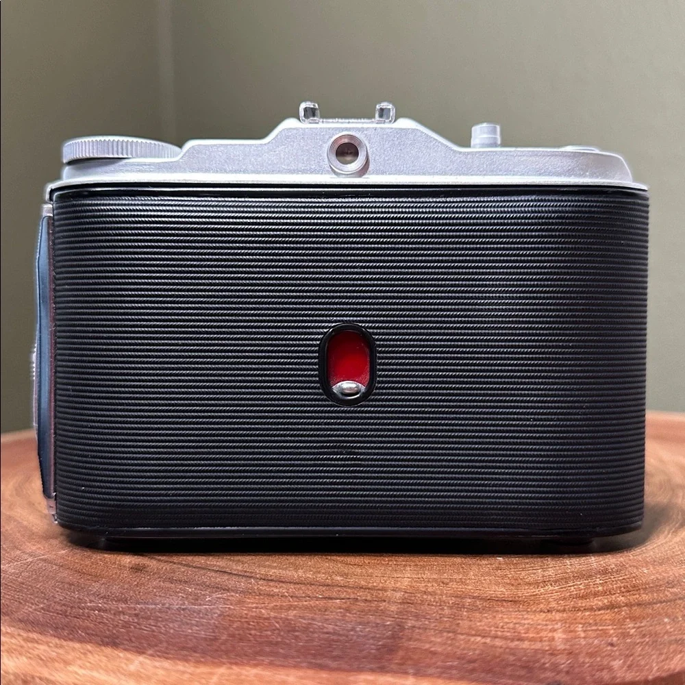 Agfa Isolette I - Working & GORGEOUS + Mystery Film